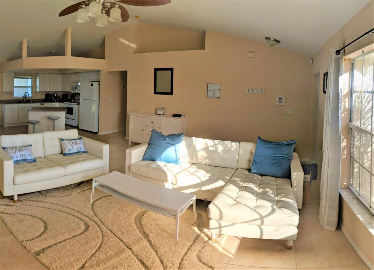 Villa Luhna 3 Bed / 2 Bath Canalfront Heated Pool ケープコーラル エクステリア 写真