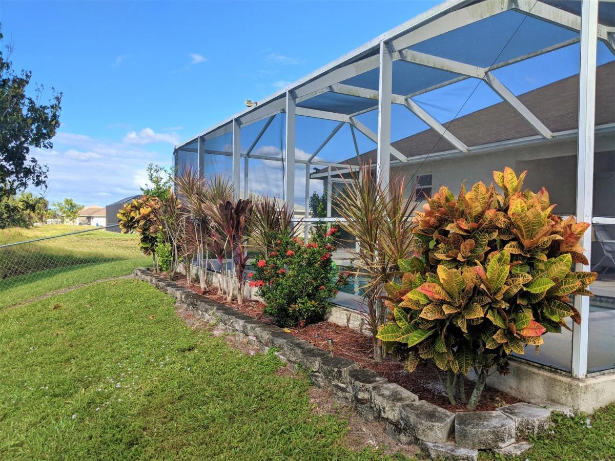 Villa Luhna 3 Bed / 2 Bath Canalfront Heated Pool ケープコーラル エクステリア 写真