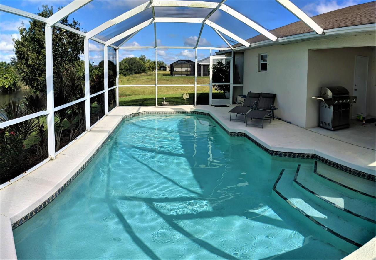 Villa Luhna 3 Bed / 2 Bath Canalfront Heated Pool ケープコーラル エクステリア 写真